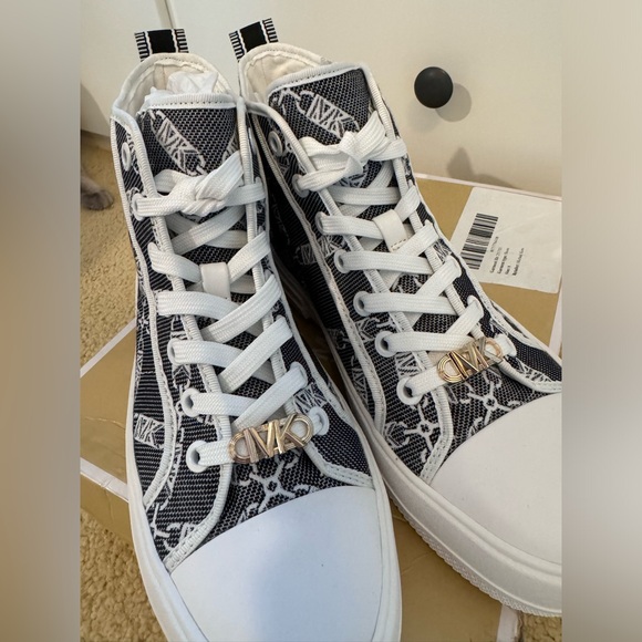 NEW Michael Kors Evy Empire Logo Jacquard High-Top Sneaker Blck/Optic White Sz 8 - Picture 10 of 13
